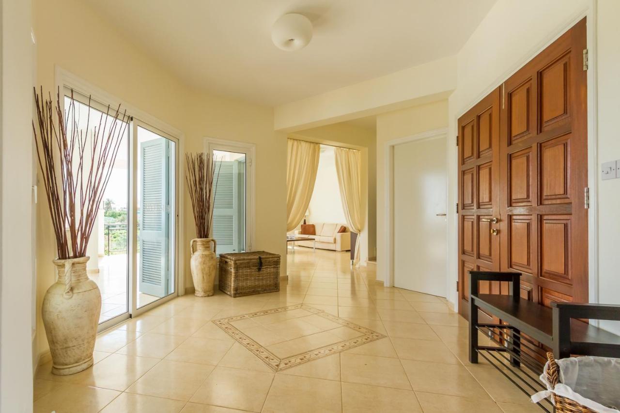 Polis Villa Riverside מראה חיצוני תמונה