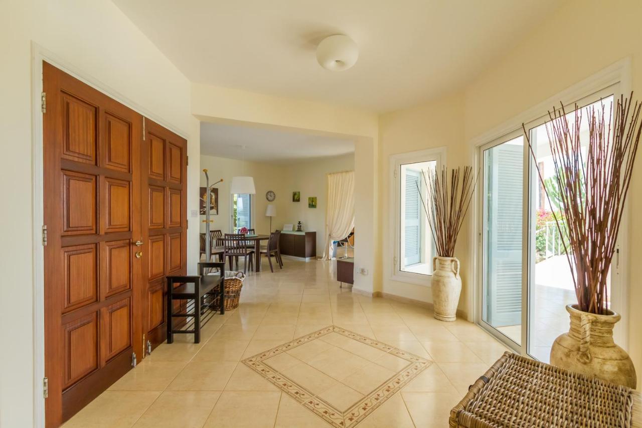 Polis Villa Riverside מראה חיצוני תמונה