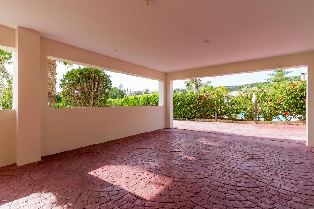 Polis Villa Riverside מראה חיצוני תמונה