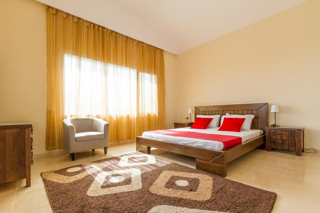 Polis Villa Riverside מראה חיצוני תמונה