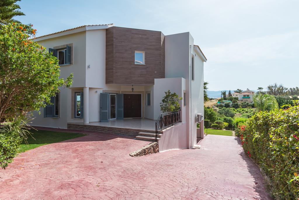 Polis Villa Riverside מראה חיצוני תמונה